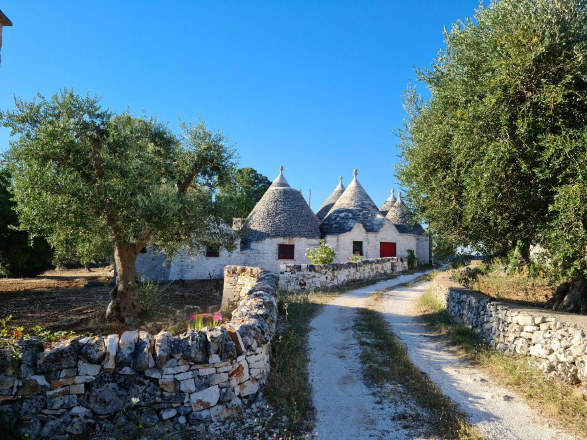 Trulli L'Utopia Di Anny Trulli Anny'S Utopia Locorotondo Buitenkant foto